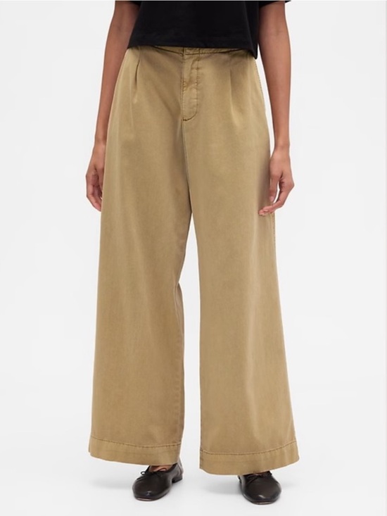 GAP Pants - GAP High Rise Pleated Relaxed Wide-Leg Khakis - Size L